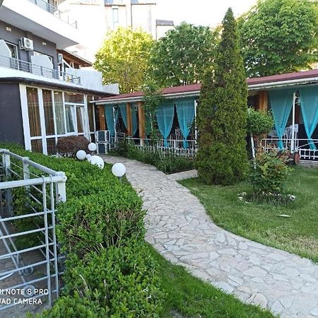 Apartments Danita & Restaurant&Pool Bar Varna Ngoại thất bức ảnh