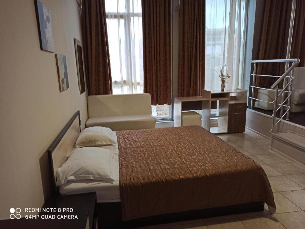 Apartments Danita & Restaurant&Pool Bar Varna Ngoại thất bức ảnh