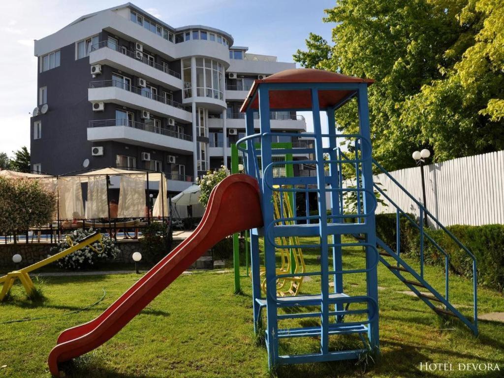 Apartments Danita & Restaurant&Pool Bar Varna Ngoại thất bức ảnh