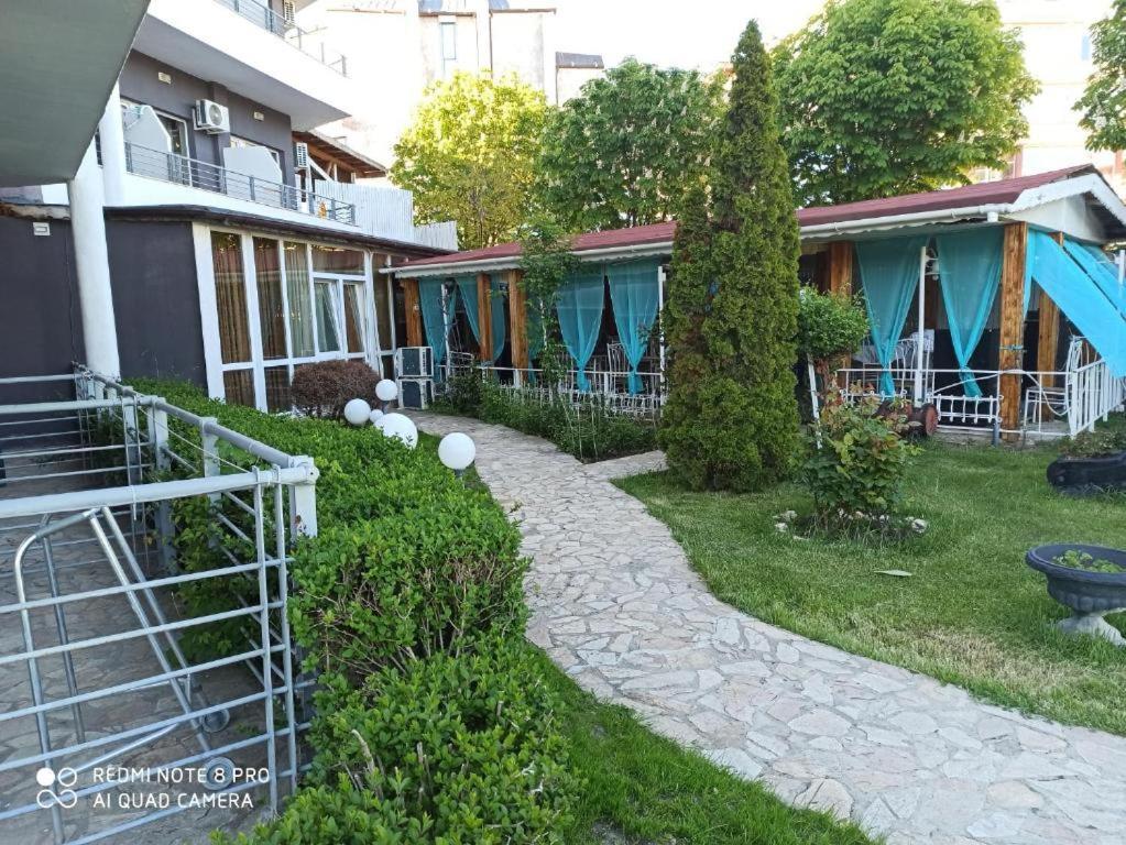 Apartments Danita & Restaurant&Pool Bar Varna Ngoại thất bức ảnh